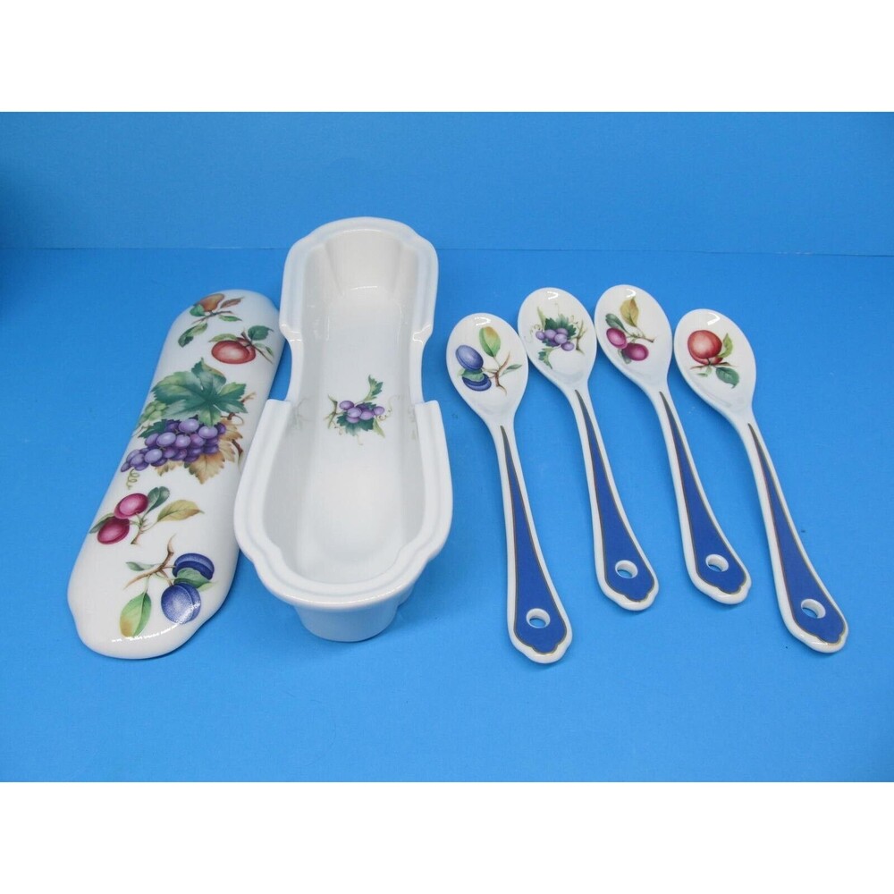 Azabu Tatsumi My Life Ceramic Set Of 4 Fruit Design Spoons & Ceramic Container